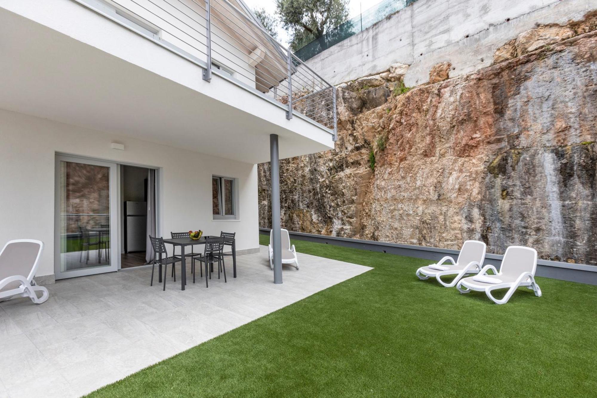 Residence Solei Classic & Plus Brenzone sul Garda Exterior photo