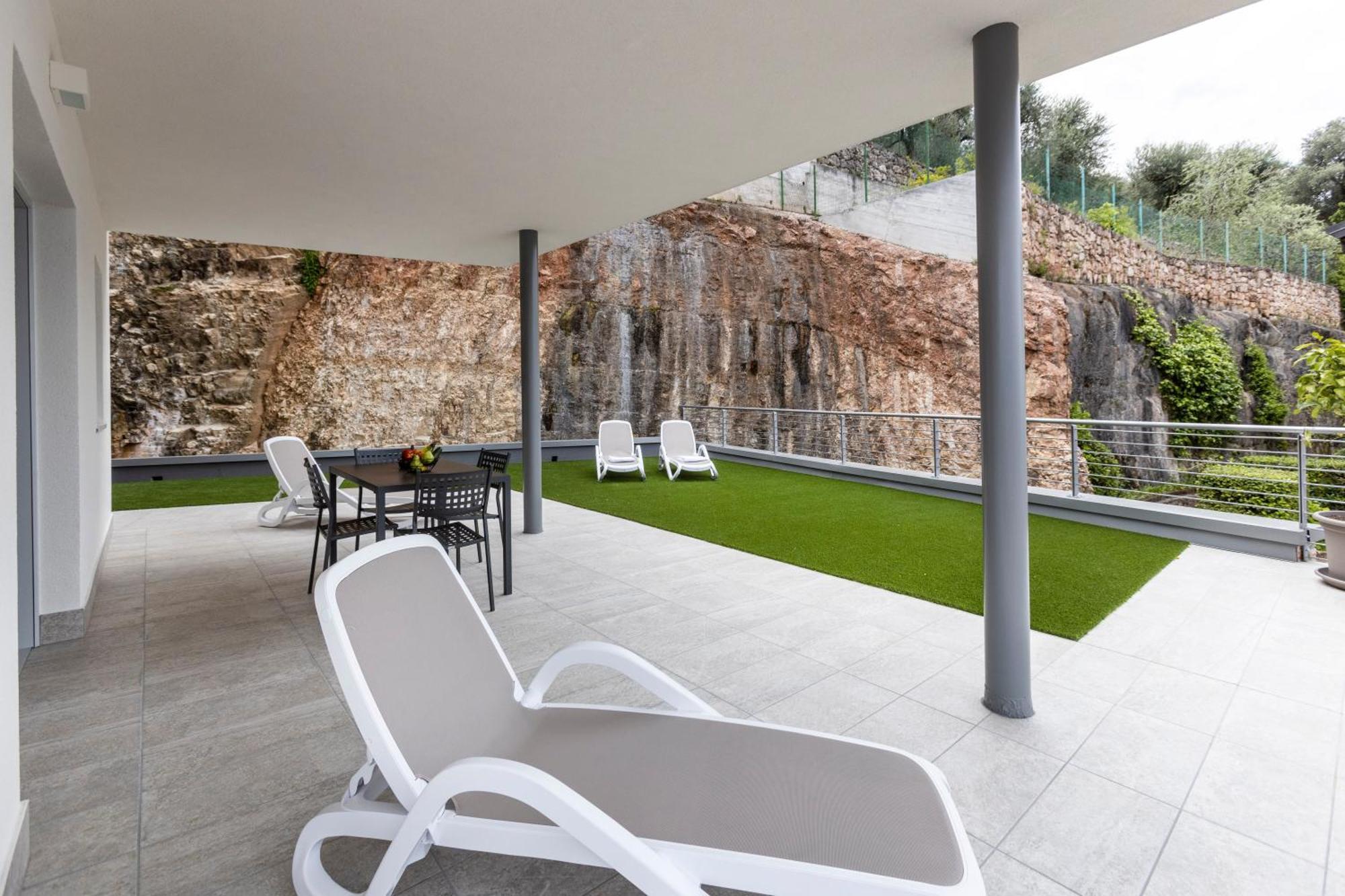 Residence Solei Classic & Plus Brenzone sul Garda Exterior photo