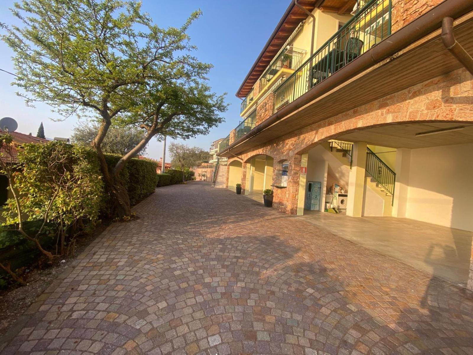 Residence Solei Classic & Plus Brenzone sul Garda Exterior photo